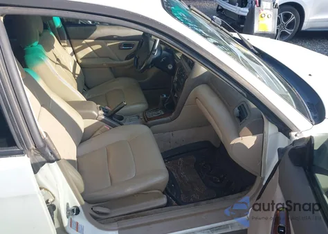 2001 Subaru Legacy Outback Limited z USA, uszkodzony, nr VIN 4S3BH686917648958